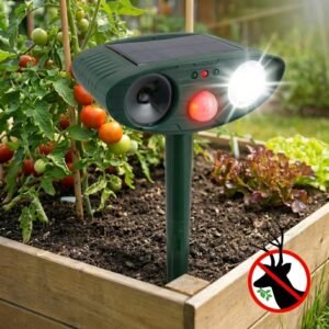 GuardX4 Solar Pest Repeller
